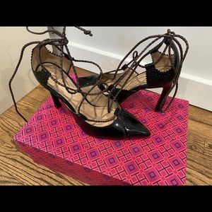 Tory Burch Black Varenne Lace-Up 100mm Pump SIZE 5